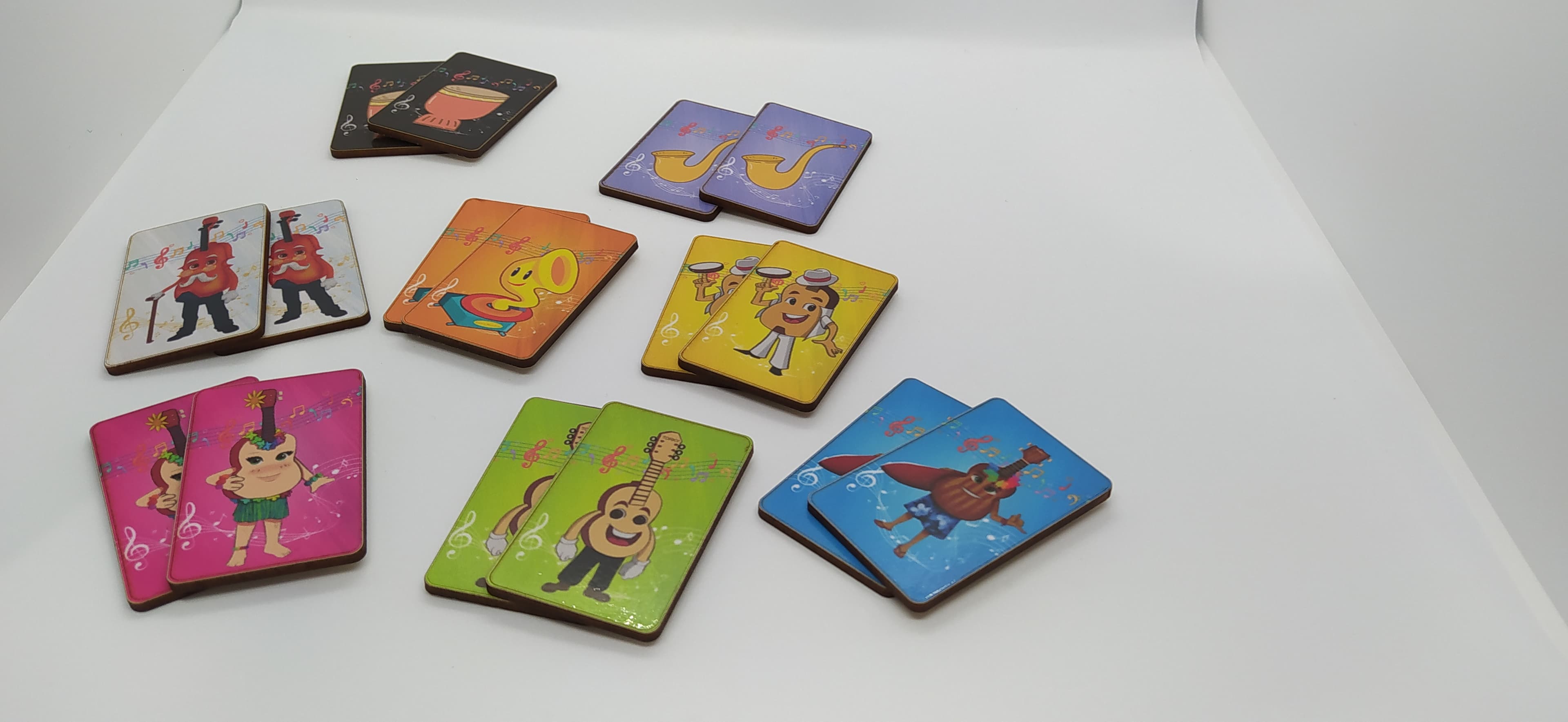 Jogo da memória com os personagens da Turma do Torkynho